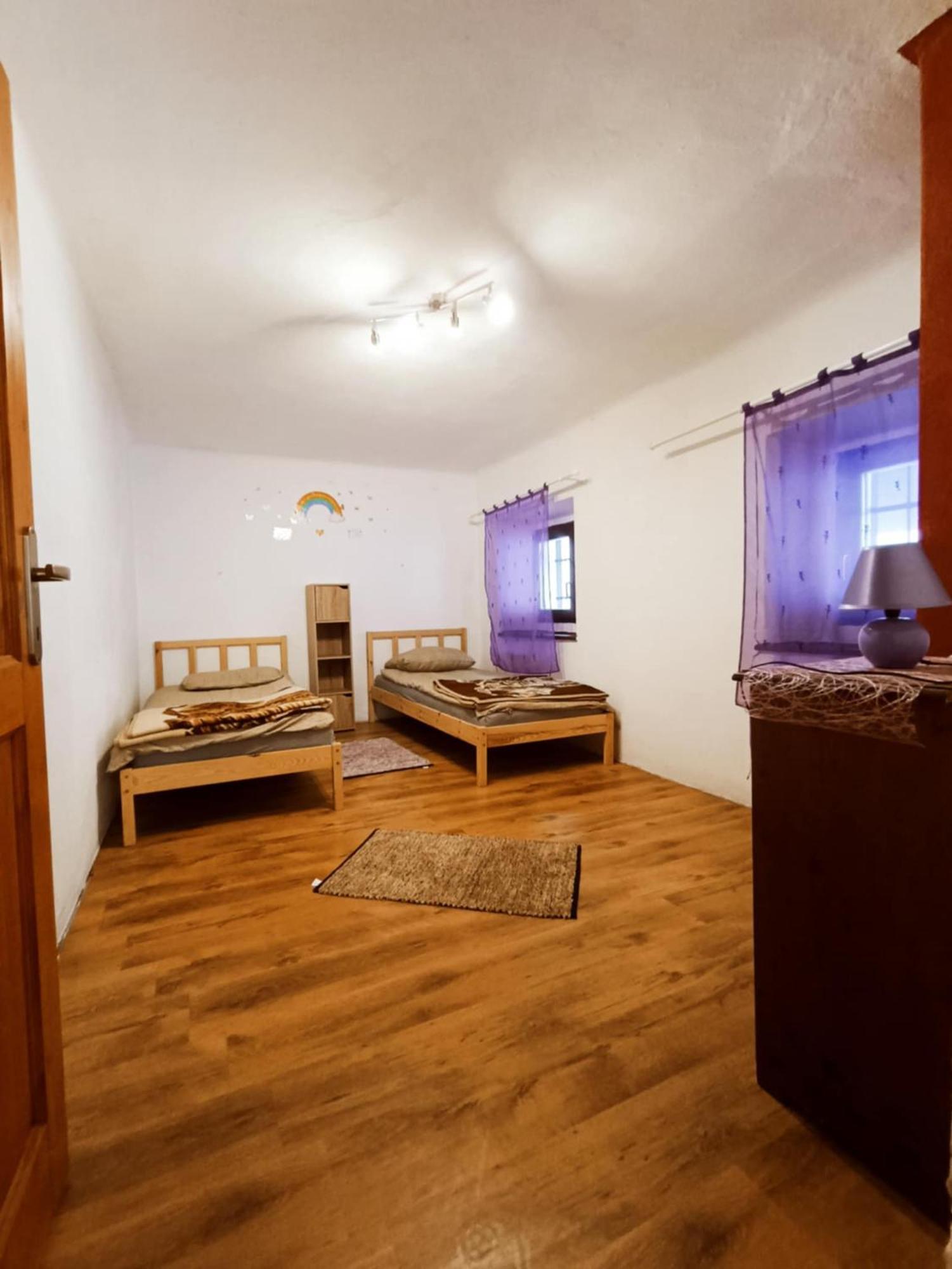 Sigma House Hostel Мойстрана Екстериор снимка