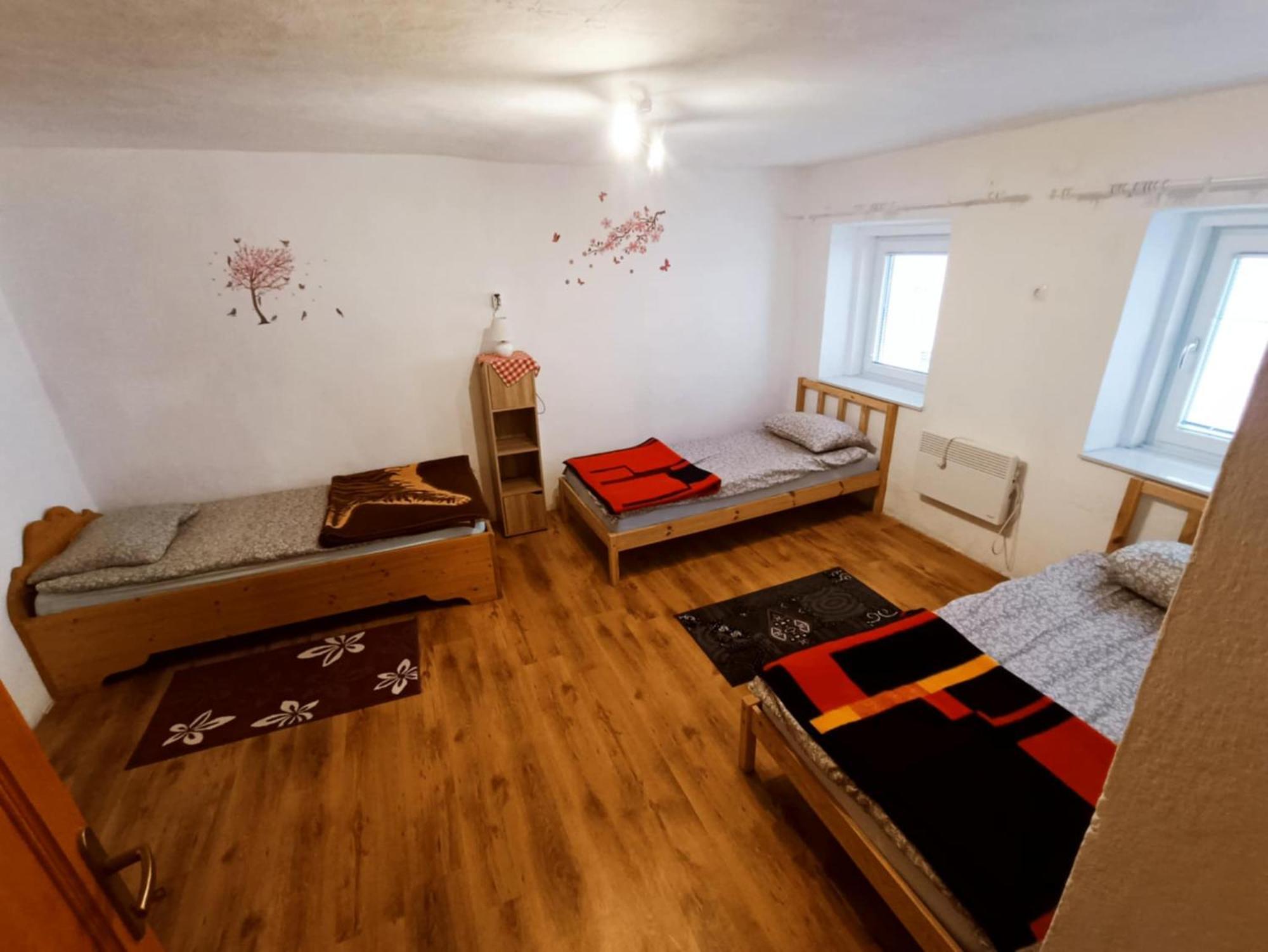 Sigma House Hostel Мойстрана Екстериор снимка